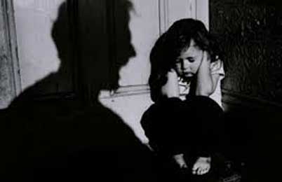 Abusi e maltrattattamenti dei minori