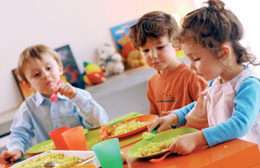 Una zucchina è una zucchina? Mangiare al nido alla scoperta del cibo