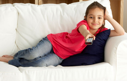 La televisione è buona o cattiva maestra per i bambini?