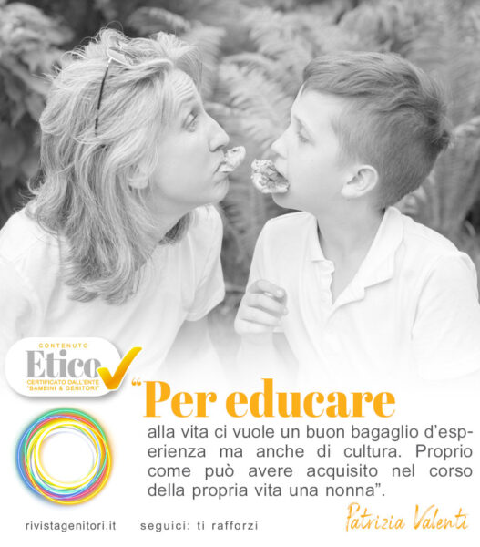 l'immagine rappresenta una nonna che fa gli sberleffi a suo nipote per giocare con lui