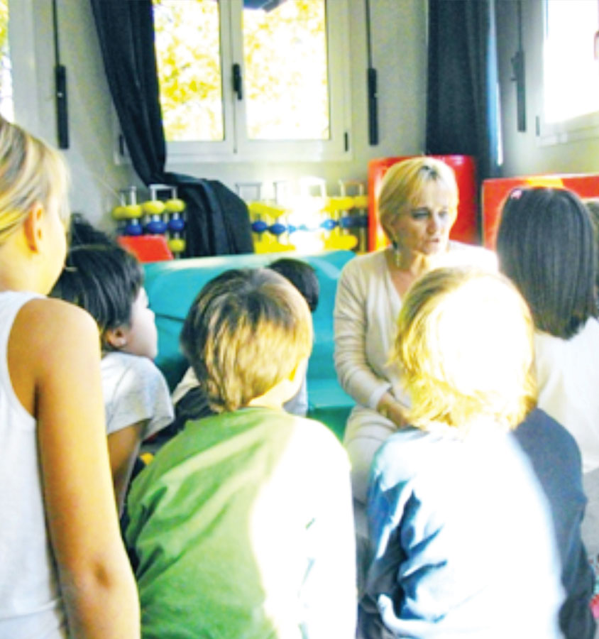 Come insegnare ai bambini a trovare accordi giocando, senza togliere spazio alla loro libertà?