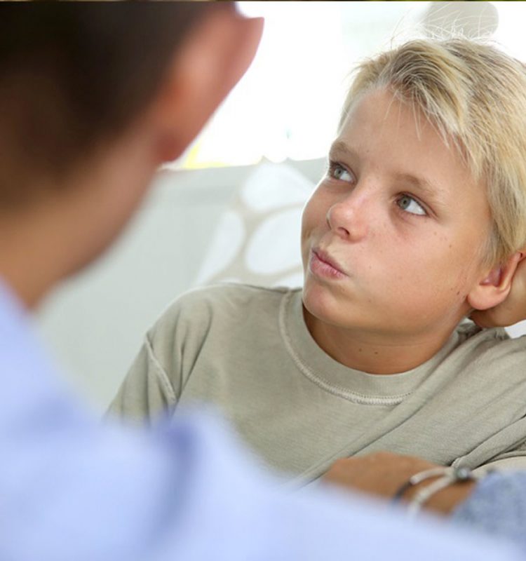 “Stai scegliendo tu o stanno scegliendo per te? Come aiutare tuo figlio a trovare la sua vera strada”
