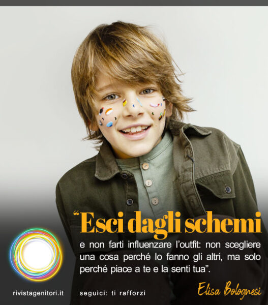 L'immagine rappresenta un bambino di circa 12-14 anni vestito in maniera originale con decorazioni tattos nel viso