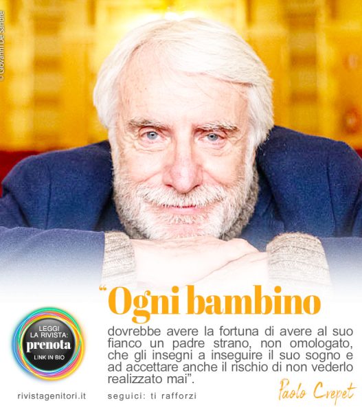 Paolo Crepet sul palco del Teatro Duse di Bologna durante lo spettacolo “Il reato di pensare”